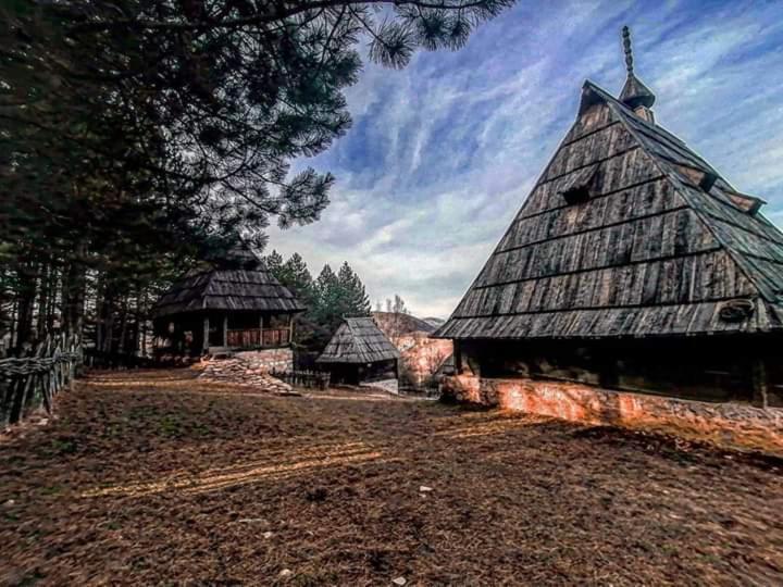 Seoski Turizam Melovic Rozanstvo Kültér fotó